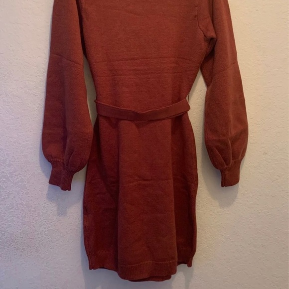 ✨HPx3✨NWT brown mock neck knit long sleeve sweater dress - Picture 5 of 8